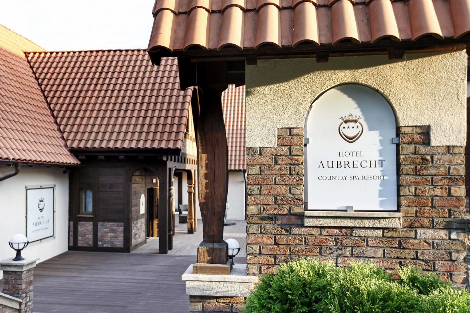 Hotel Aubrecht Country Spa Resort 普热赫莱沃 外观 照片