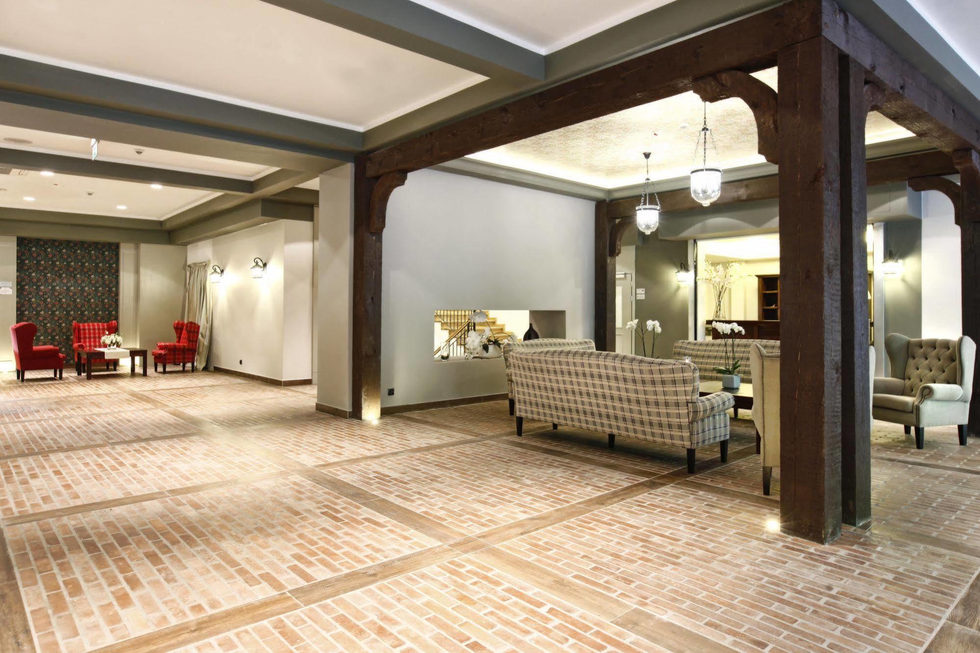 Hotel Aubrecht Country Spa Resort 普热赫莱沃 外观 照片