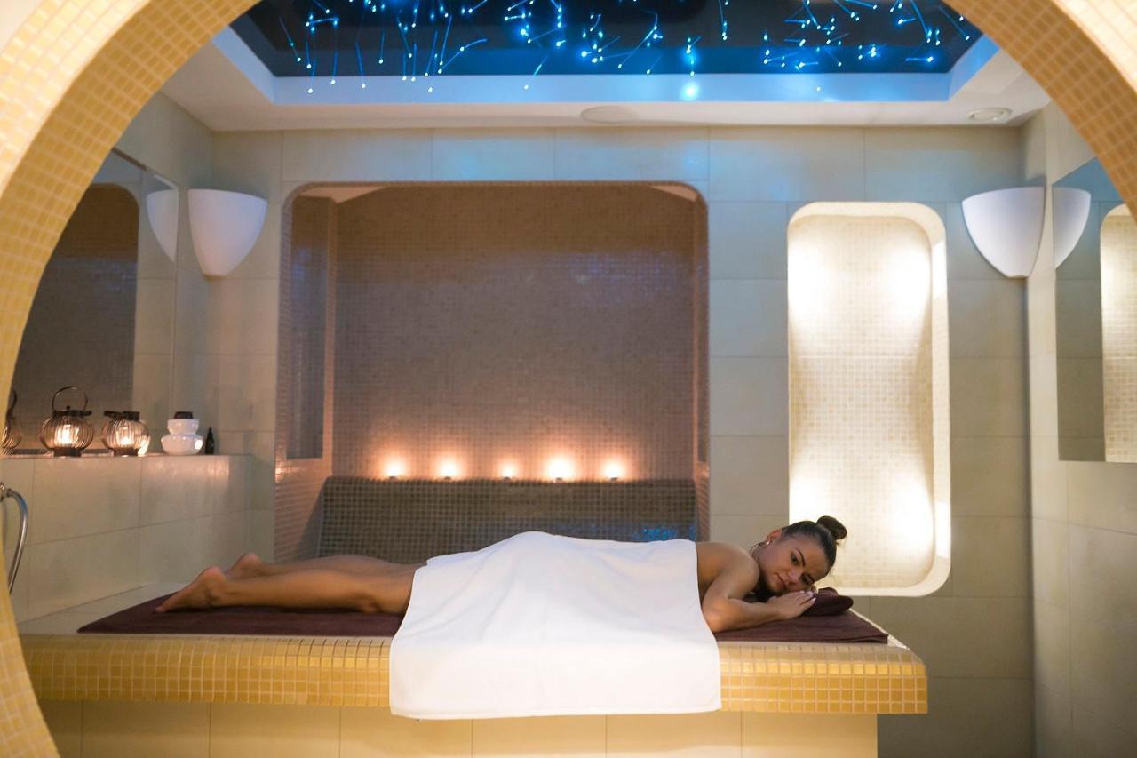 Hotel Aubrecht Country Spa Resort 普热赫莱沃 外观 照片